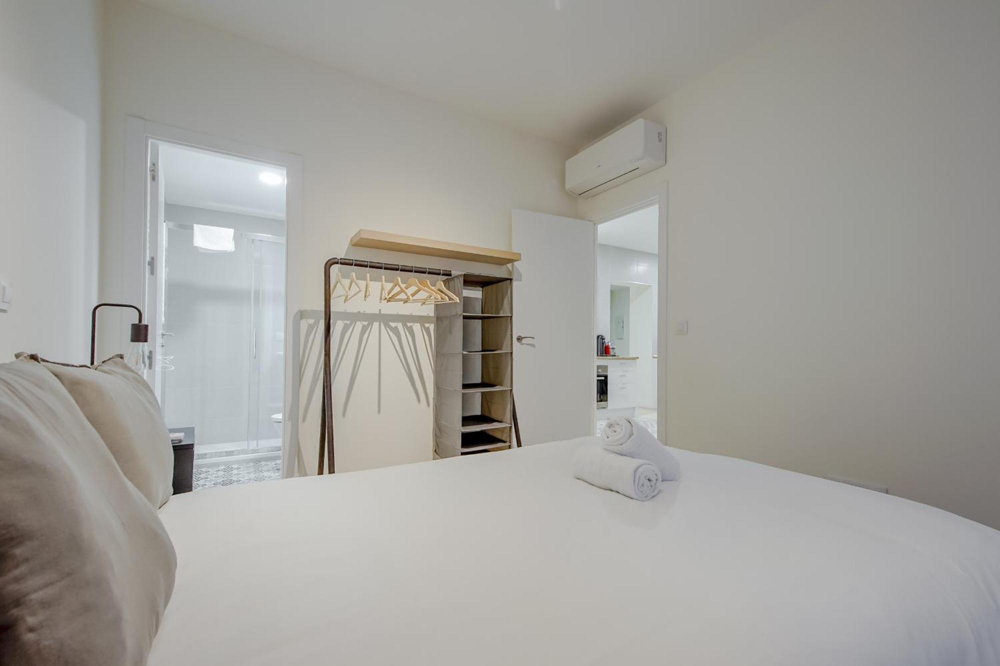 Cozy&New Apartment Para 6Pax En La Plaza De Tirso - Madrid E1 エクステリア 写真