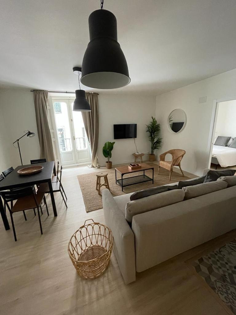 Cozy&New Apartment Para 6Pax En La Plaza De Tirso - Madrid E1 エクステリア 写真