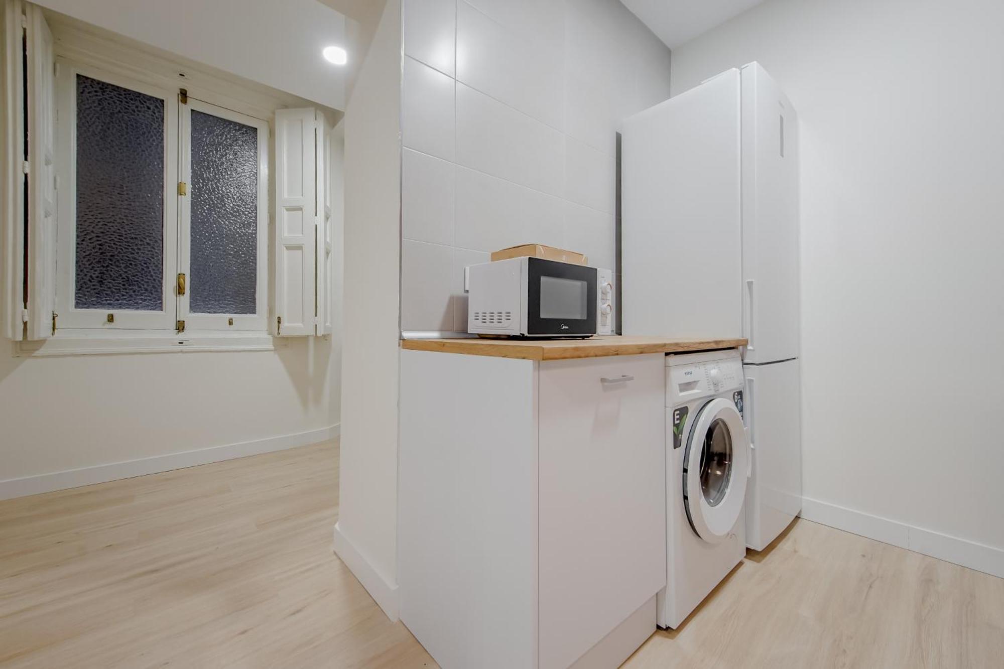 Cozy&New Apartment Para 6Pax En La Plaza De Tirso - Madrid E1 エクステリア 写真